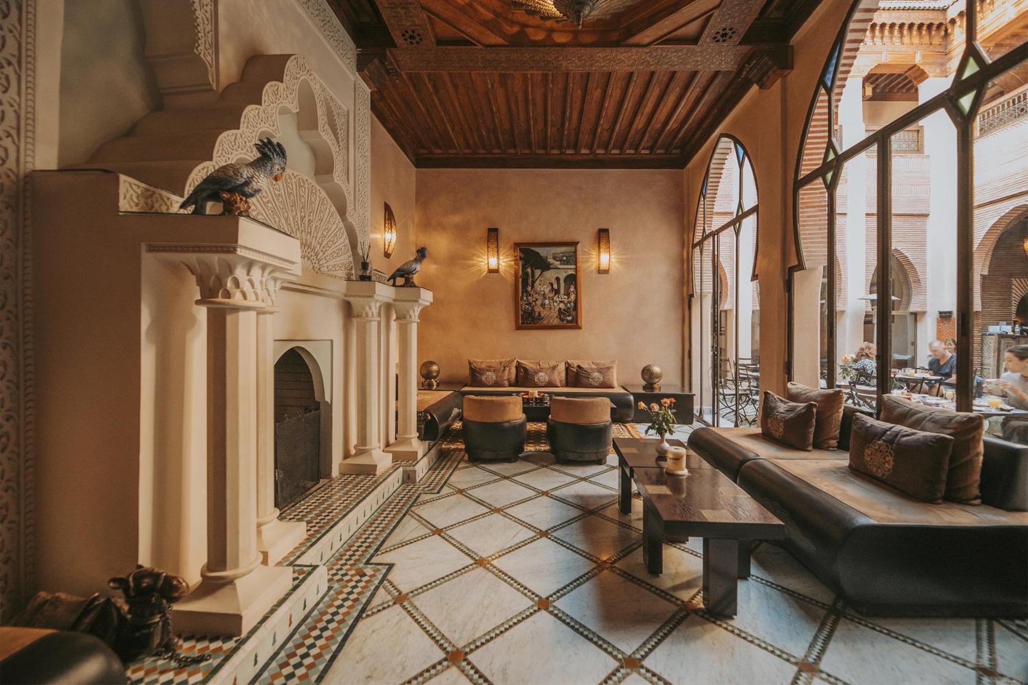 Riad Le Perroquet Bleu Suites & Spa Marrakesh Exterior photo