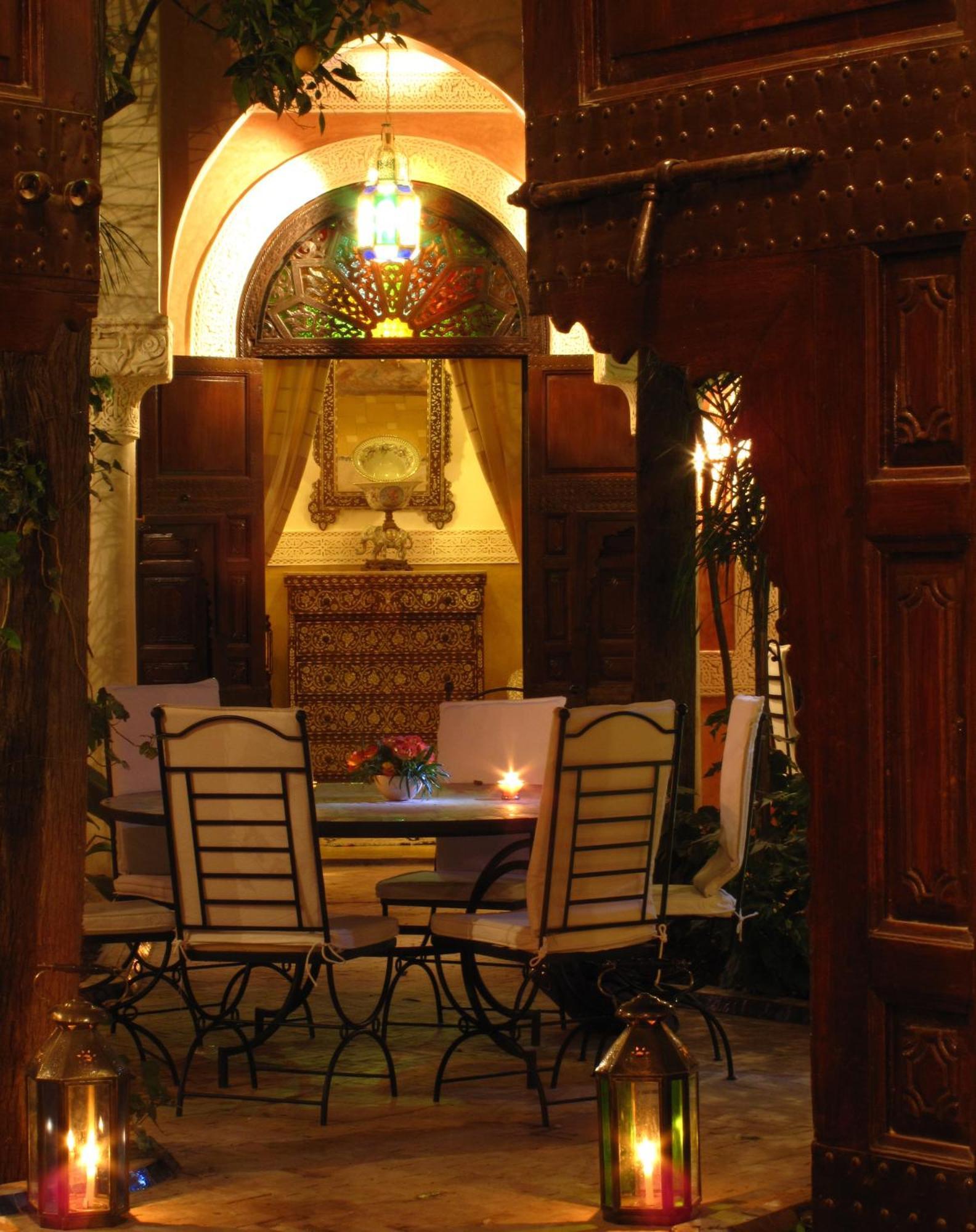 Riad Le Perroquet Bleu Suites & Spa Marrakesh Exterior photo