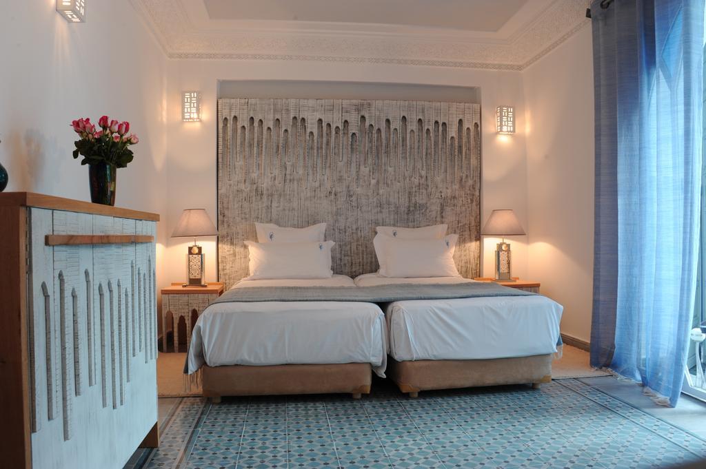 Riad Le Perroquet Bleu Suites & Spa Marrakesh Exterior photo