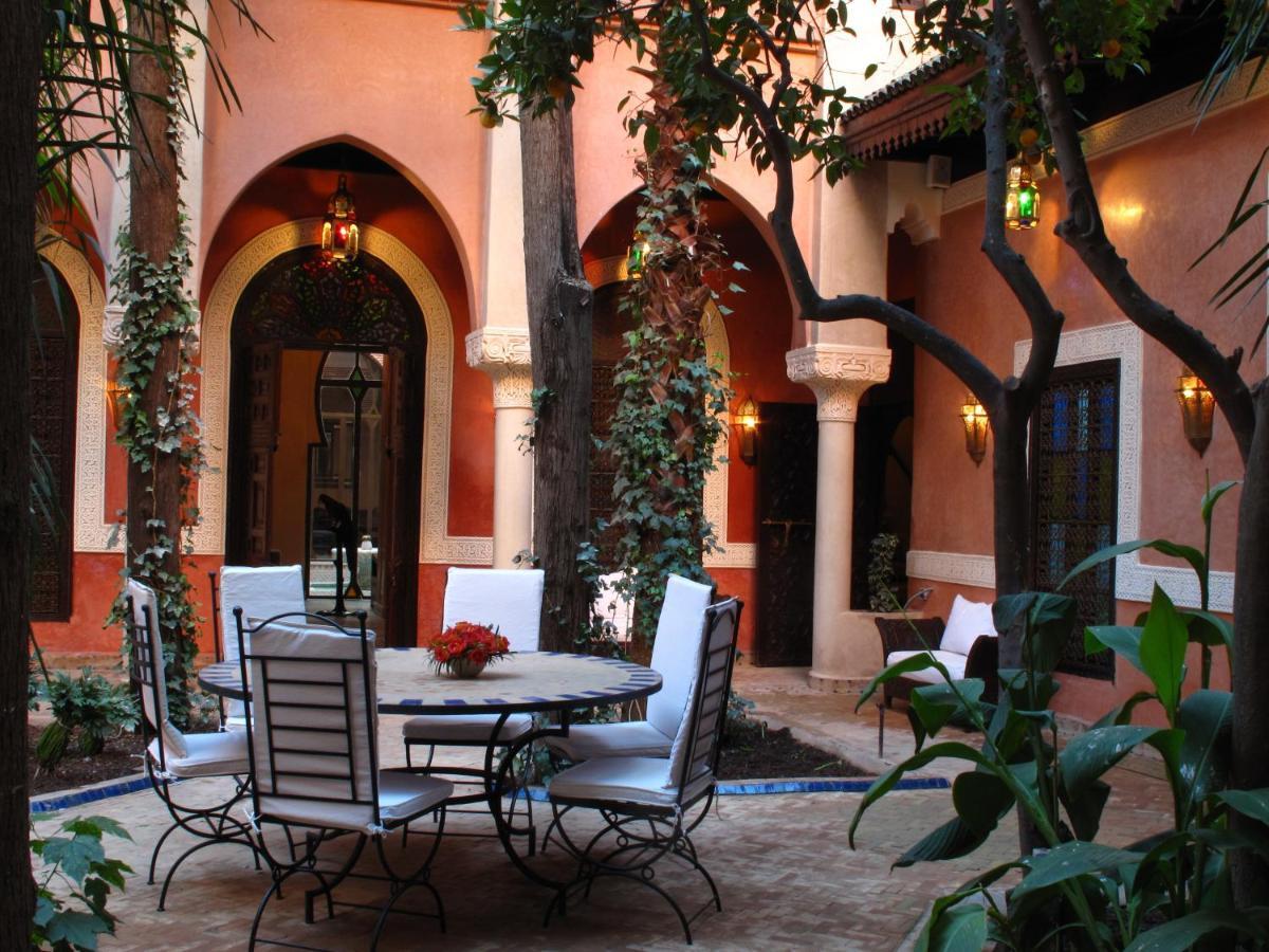 Riad Le Perroquet Bleu Suites & Spa Marrakesh Exterior photo